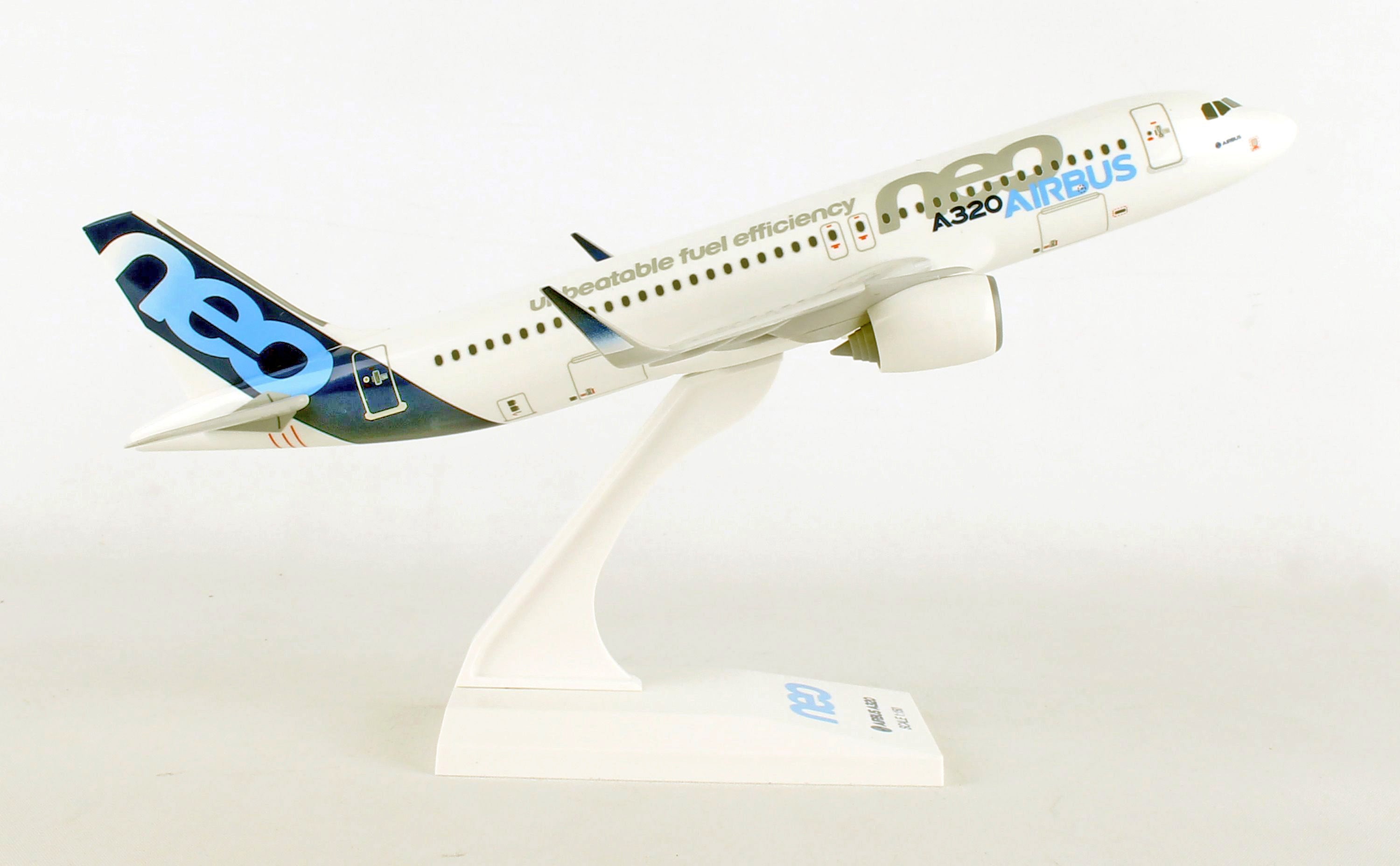 A320neo Airbus House Color (Gearless/Stand-only Model) 1/200 [SKR939] 