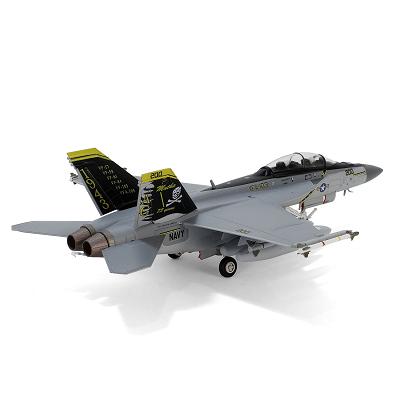 [Pre-order item] F/A-18F Super Hornet US Navy VFA-103 Jolly Rogers "75th Anniversary Paint"
 Aircraft Carrier Abraham Lincoln 2018 1/72 (WS20241018) [WS55737] 