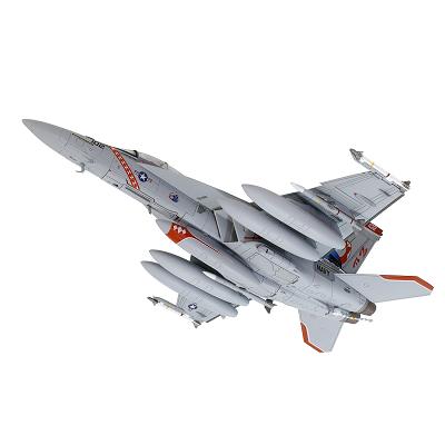 【予約商品】F/A-18F スーパーホーネット  アメリカ海軍 VFA-102 ダイヤモンドバックス 「創設60周年記念塗装」
 厚木基地 2015年  1/72 (WS20241018) [WS55738]