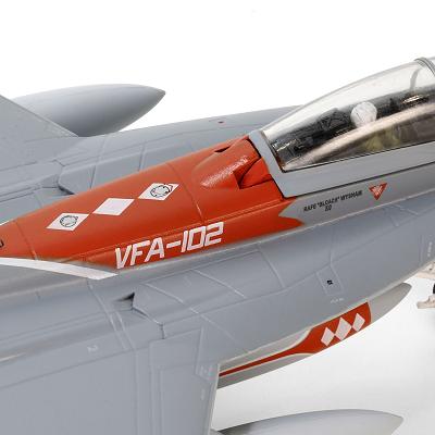 [Pre-order item] F/A-18F Super Hornet US Navy VFA-102 Diamondbacks "60th Anniversary Paint"
 Atsugi Air Base 2015 1/72 (WS20241018) [WS55738] 