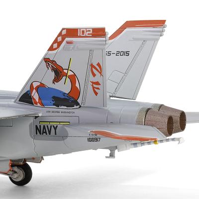 【予約商品】F/A-18F スーパーホーネット  アメリカ海軍 VFA-102 ダイヤモンドバックス 「創設60周年記念塗装」
 厚木基地 2015年  1/72 (WS20241018) [WS55738]