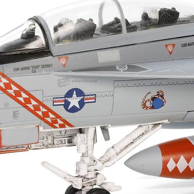 [Pre-order item] F/A-18F Super Hornet US Navy VFA-102 Diamondbacks "60th Anniversary Paint"
 Atsugi Air Base 2015 1/72 (WS20241018) [WS55738] 