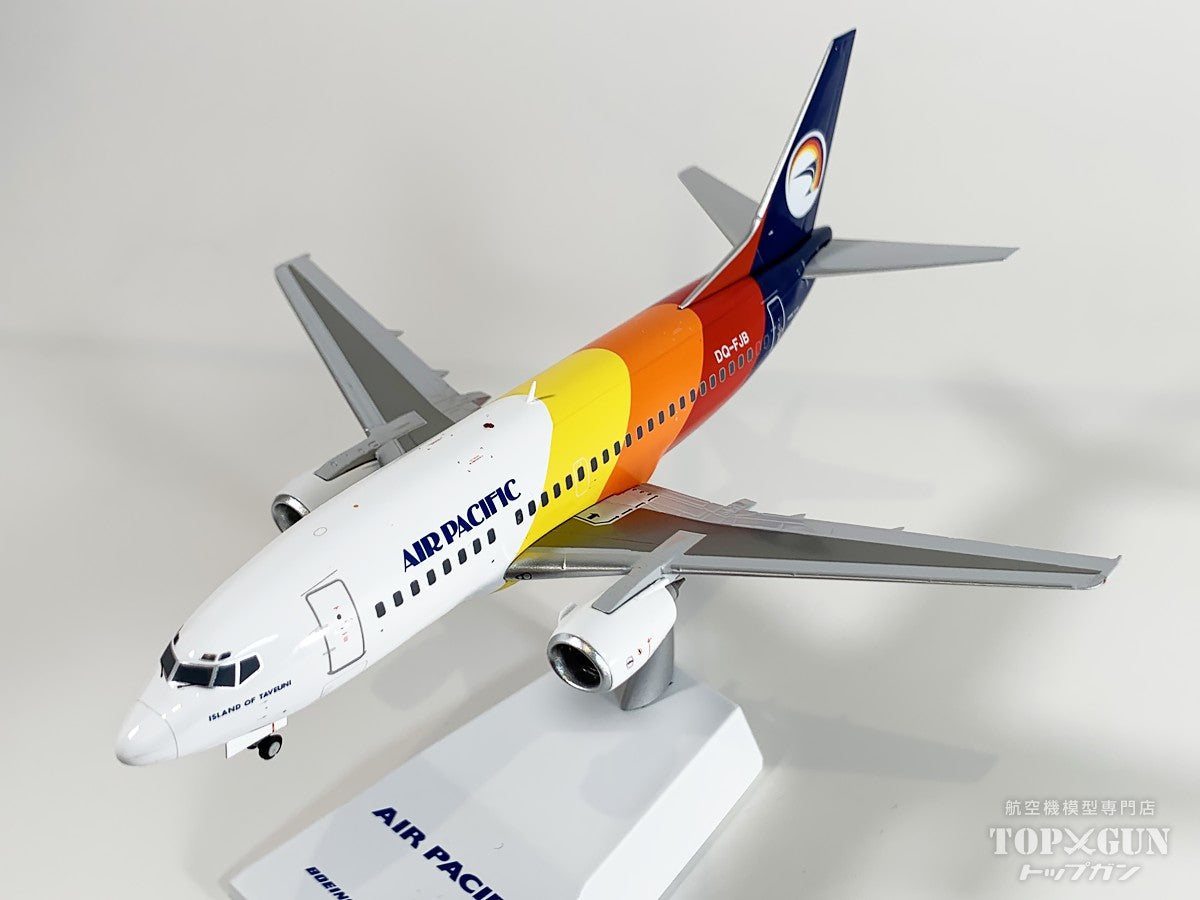 JC Wings 737-500 エア パシフィック「Old logo」 DQ-FJB 1/200 [XX20494]