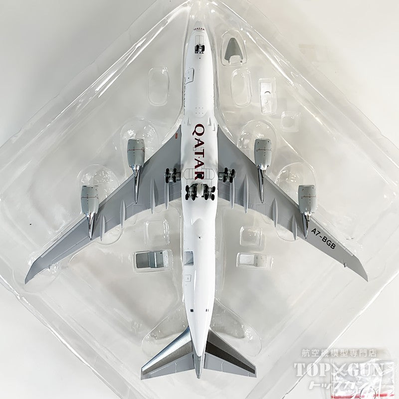 B747-8F カタール航空カーゴ ※開閉選択式 A7-BGB 1/400 [XX40161C]
