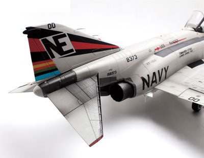 F-4JファントムII アメリカ海軍 第154戦闘飛行隊 「ブラックナイツ」 NE100 1/32 ※プラ製 [004233]