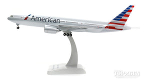 Hogan Wings 777-200ER アメリカン航空 N776AN 1/200 ※プラ製 [0052GR]