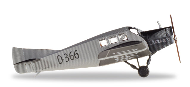 Junkers F.13, exhibited at the German Museum in Munich, D-366 1/87 *Plastic [019378]