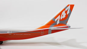 747-8i ボーイング社 ハウスカラー ロールアウト時 地上姿勢主翼 （ギア付属、スタンドなし） 1/200 [0328GR]