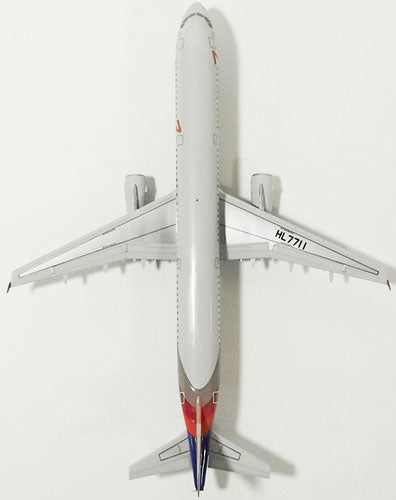Hogan Wings A321 アシアナ航空 (ギア&スタンド付属 Hogan Wings A321 アシアナ航空 (ギア&スタンド付属