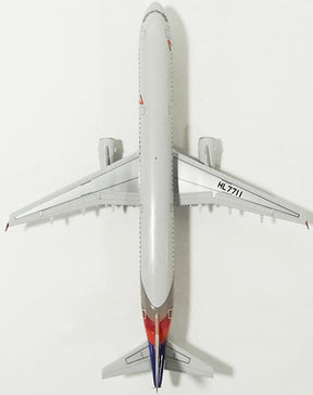 A321 アシアナ航空 （ギア&amp;スタンド付属） HL7711 1/200 ※プラ製 [0588GR]