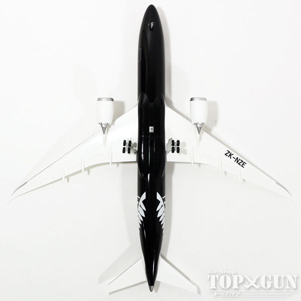 787-9 紐西蘭航空特殊塗裝「全黑」主翼飛行位置（含起落架/支架）ZK-NZE 1/200 *塑膠 [0687GR]