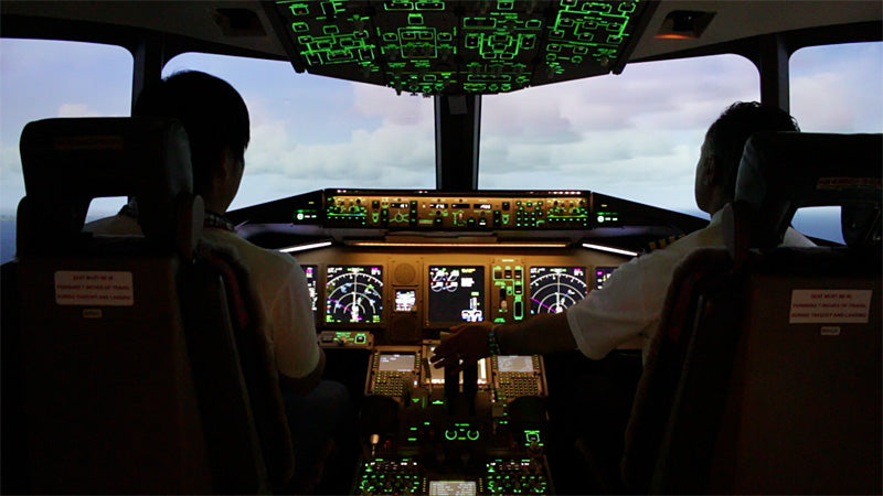 Boeing 777 Flight Simulator Experience Ticket (15 minutes) [Top Gun Exclusive] [VAJ-TICKET15]