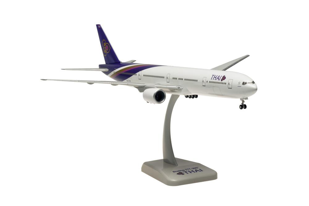 777-300 Thai Airways International (landing gear and stand included) 1/200 [10475GR]