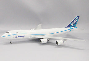 747-8F（貨物型）ボーイング社 ハウスカラー 地上姿勢 N5017Q 1/400 [10536]