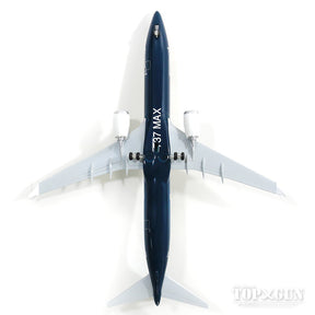 737 MAX 9 ボーイング社 ハウスカラー (ギア/スタンド付属) 1/200 ※プラ製 [10871GR]