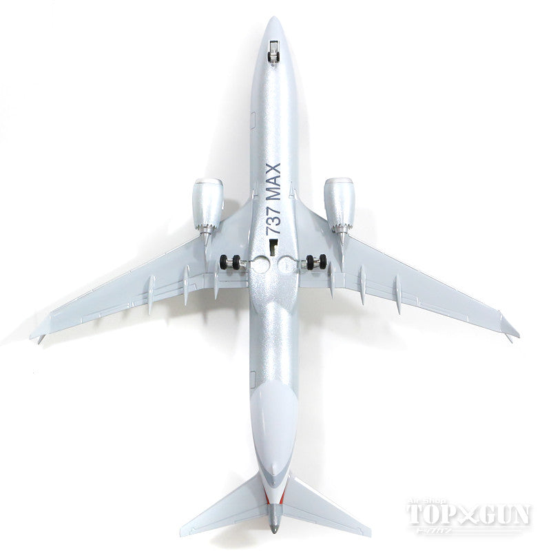737 MAX 8 アメリカン航空 （ギア／スタンド付属） 1/200 ※プラ製 [10918GR]