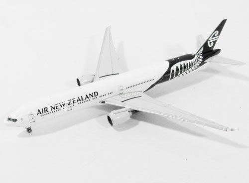 777-300ER ニュージーランド航空 ZK-OKR 1/400 [10959]
