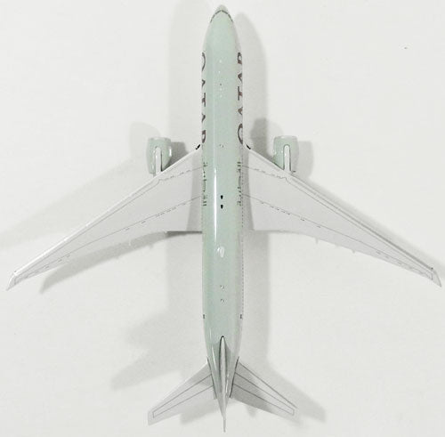 777-200LR カタール航空 特別塗装 「保有100機目記念ロゴ」 A7-BBI 1/400 [10963]