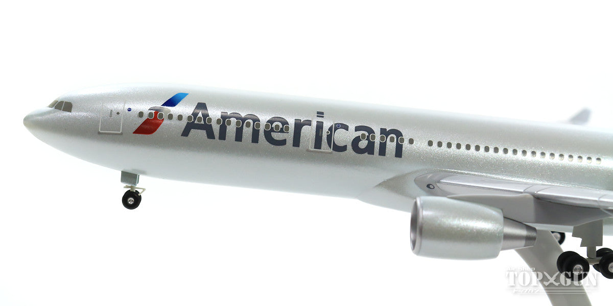 A330-300 American Airlines (gear/stand included) 1/200 *Plastic [10994GR]