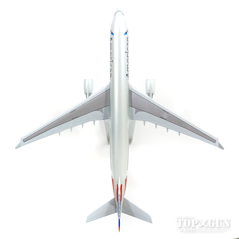 A330-300 American Airlines (gear/stand included) 1/200 *Plastic [10994GR]