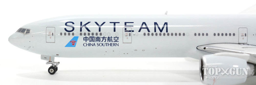 777-300ER China Southern Airlines Special Paint "SkyTeam" B-2049 1/400 [11221]