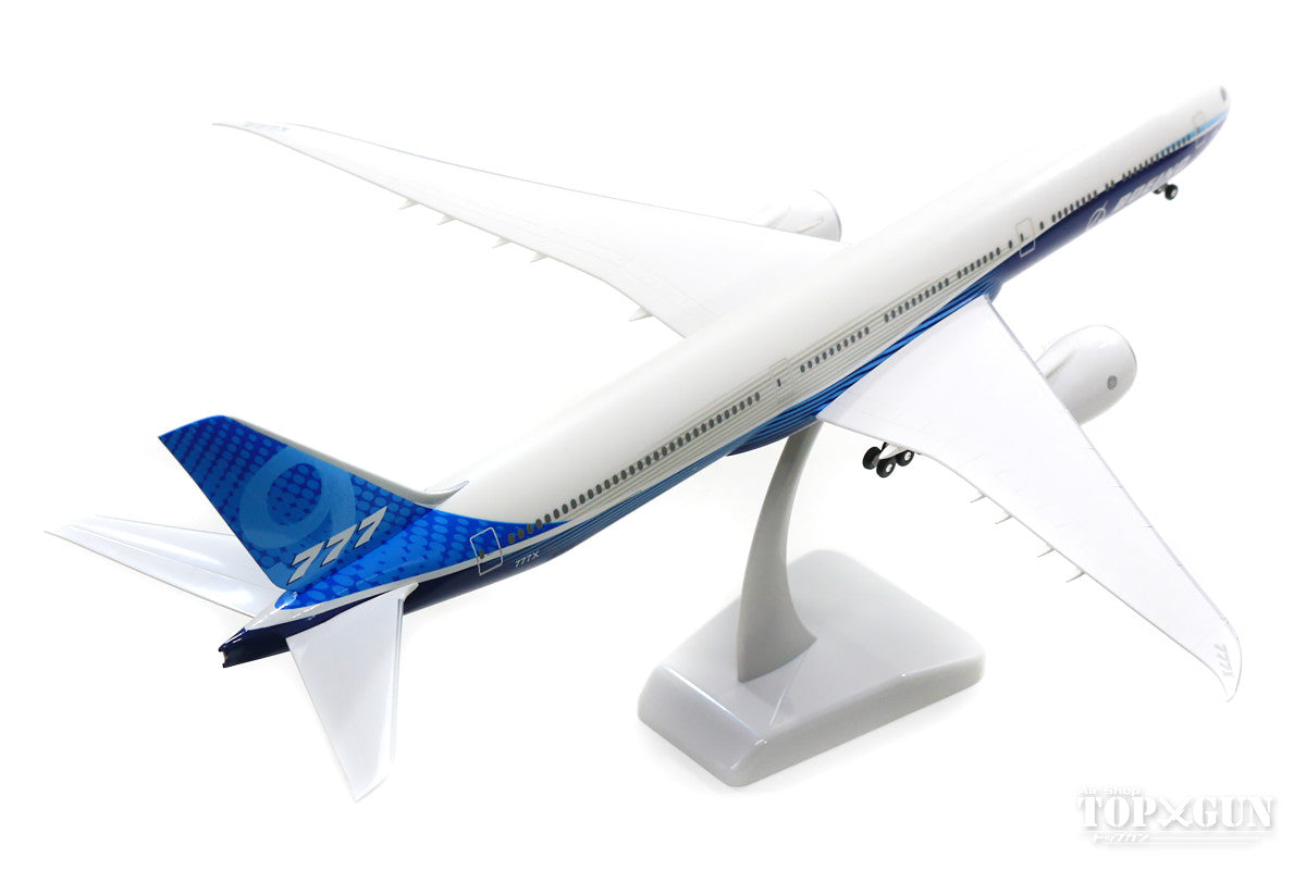 777-9 Boeing House Color 1/200 *Plastic [11304GR]