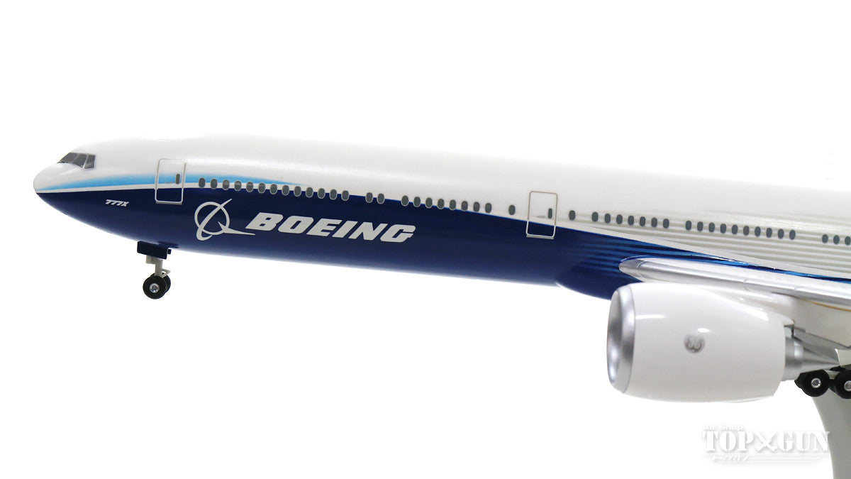 777-9 Boeing House Color 1/200 *Plastic [11304GR]