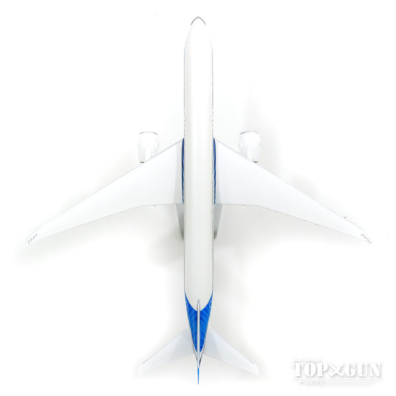 777-9 Boeing House Color 1/200 *Plastic [11304GR]