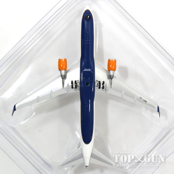 767-300ER Icelandair TF-ISN 1/400 [11305]