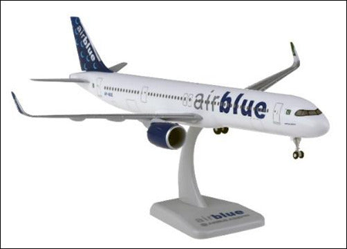 A321neo Airblue (Pakistan) (Gear and stand included) 1/200 [11908GR]