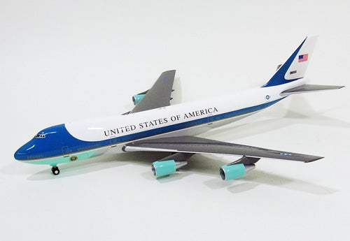 VC-25A (747-200) US Air Force Presidential Aircraft "Air Force One" #28000 1/200 *Plastic [2049GA]