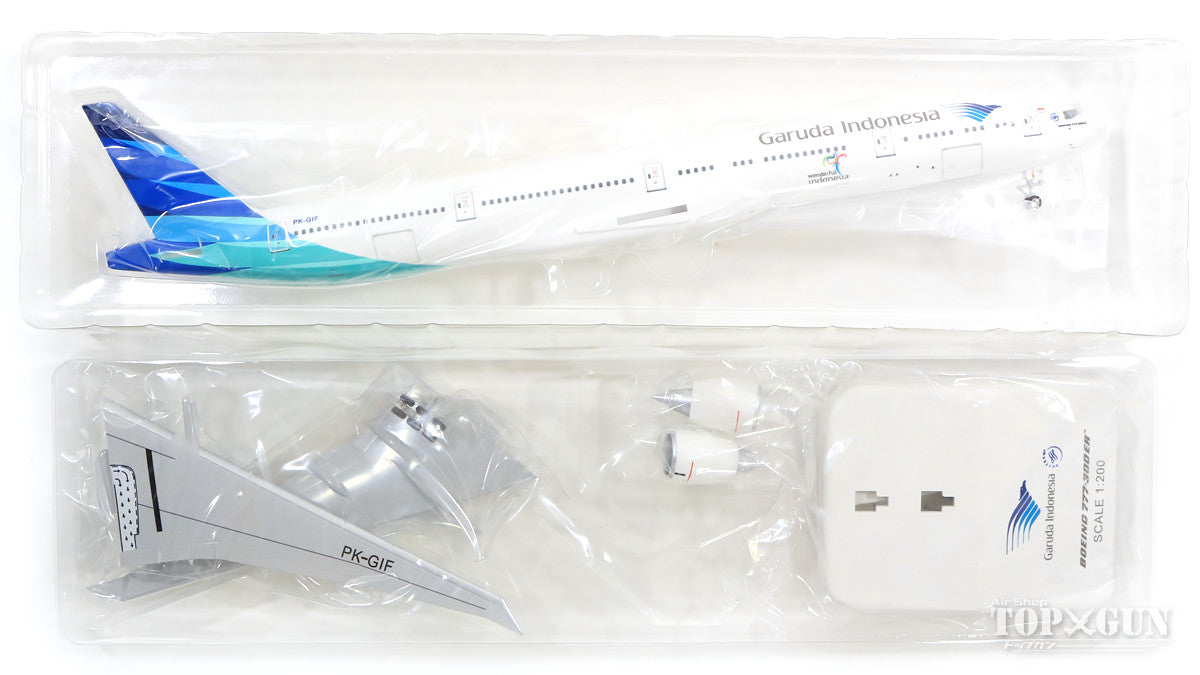 777-300ER Garuda Indonesia (stand included) PK-GIF 1/200 *Plastic [271050]