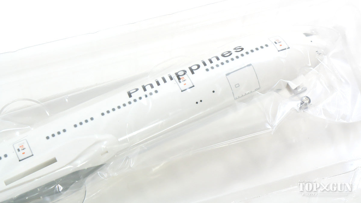 777-300ER Philippine Airlines (stand included) RP-C7772 1/200 *Plastic [271054]