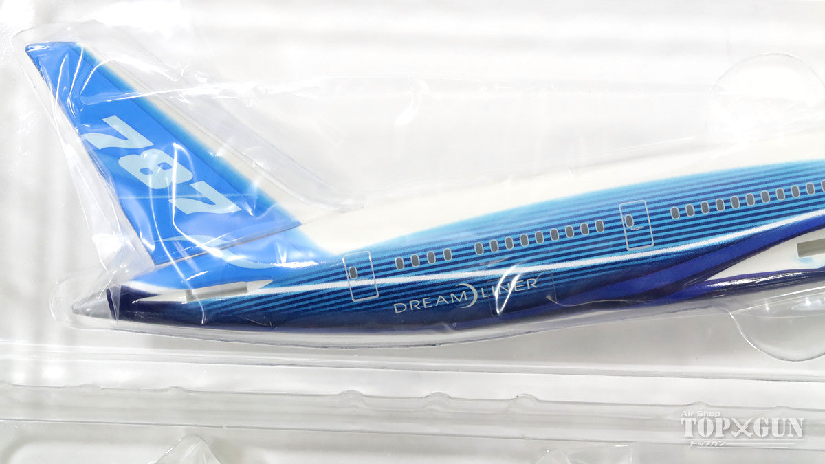 787-8 Boeing House Color (stand included) 1/200 *Plastic [271303]