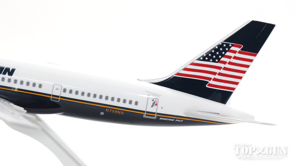 757-200 North American Airlines N750NA (no gear, snap-fit ​​model) 1/200 *Plastic [27355]