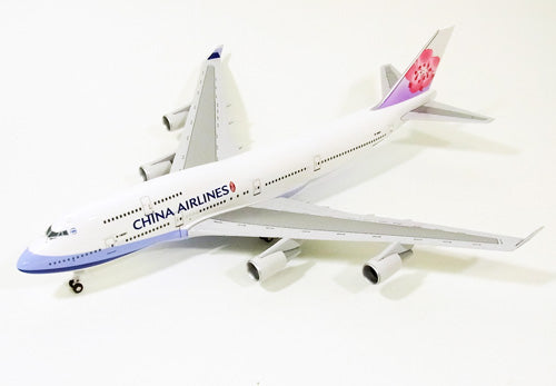 EverRise 747-400 チャイナ・エアラインズ（中華航空） B-18201 1/200