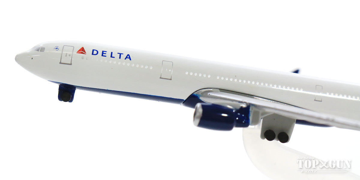 Airbus A330-300 Delta Airlines N817NW 1/600 [403551680]