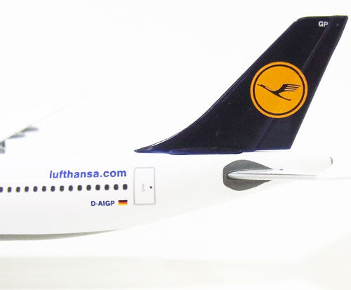 航空機・ヘリコプター Lufthansa Airbus A340-300 herpa 516549 Lufthansa Airbus A340-300 herpa 516549 - メルカリ