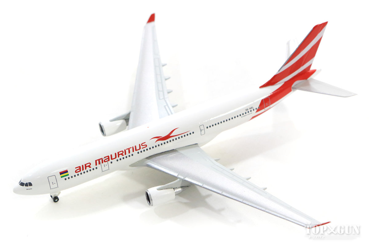 A330-200 Air Mauritius 3B-NBL 1/500 [517560]