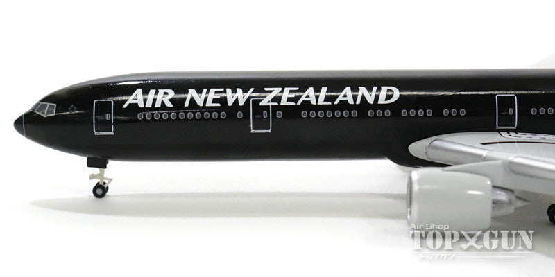 777-300ER Air New Zealand Special Paint "All Blacks" ZK-OKQ 1/500 [523189-001]