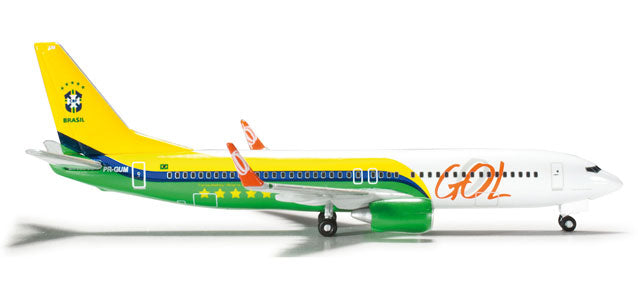 737-800w ゴル航空（ブラジル） 特別塗装 「ナショナルフットボールチーム」 PR-GUM 1/500 [524735]