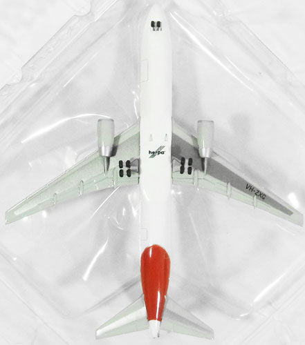Herpa Wings 767-300ER カンタス航空 90年代 VH-ZXG 1/500 [524773]