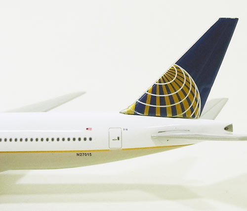 Herpa Wings 777-200ER ユナイテッド航空 N27015 1/500 [526159]