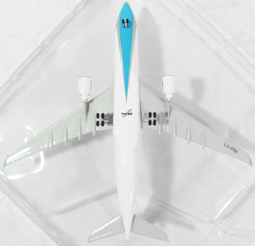 A330-200 Aerolineas Argentinas new paint LV-FNI 1/500 [526241]