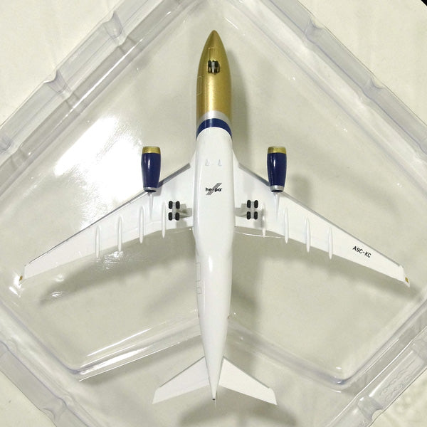 航空機・ヘリコプター Herpa Gulf Air Airbus A330-200 Herpa Wings A330-200 Gulf Air A9C-KC 1/500 [526548]
