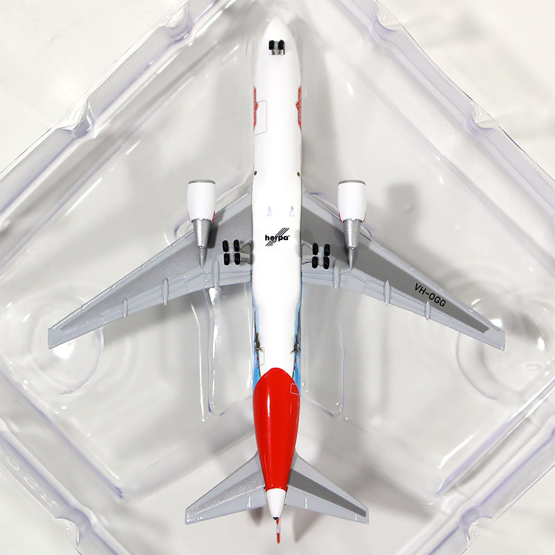 Herpa Wings 767-300ER カンタス航空 特別塗装 「プレーンズ」 VH-OGG