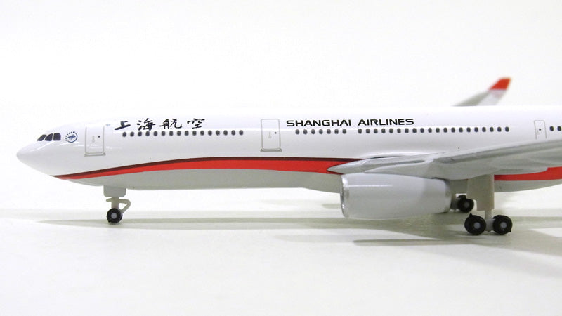 A330-300 Shanghai Airlines B-6096 1/500 [526586]