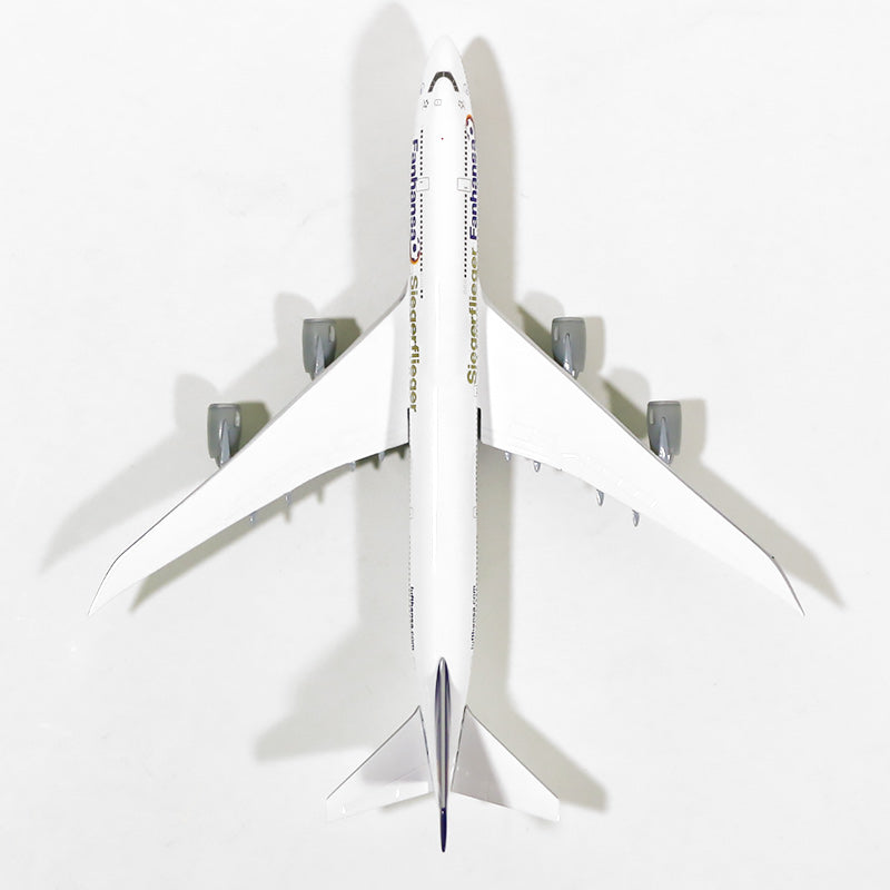 Herpa Wings 747-8i ルフトハンザドイツ航空 特別塗装