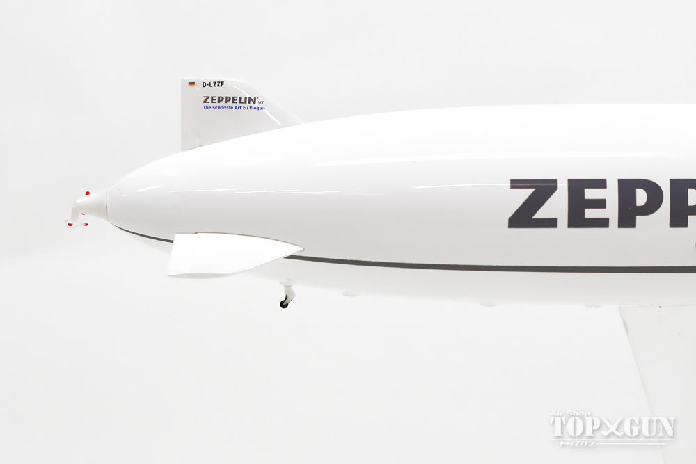 Zeppelin NT airship, German Zeppelin Transport Company (DZR), house color, D-LZZF 1/500, plastic [527385]