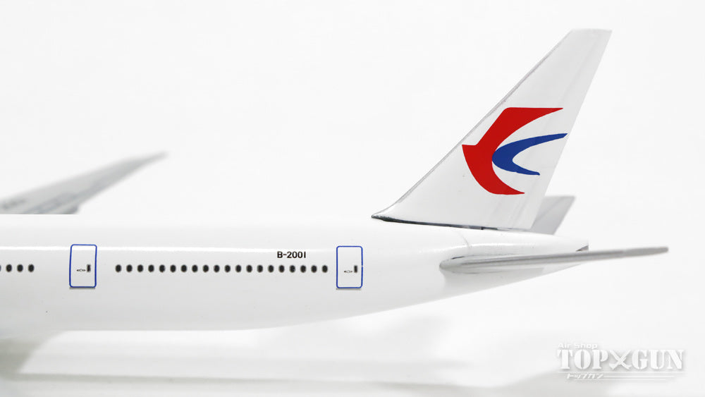 旅客機模型 中国東方航空 B777-300ER 1/500 そ